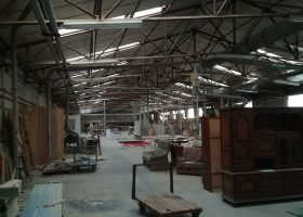 Bâtiment industriel de 1560 m²